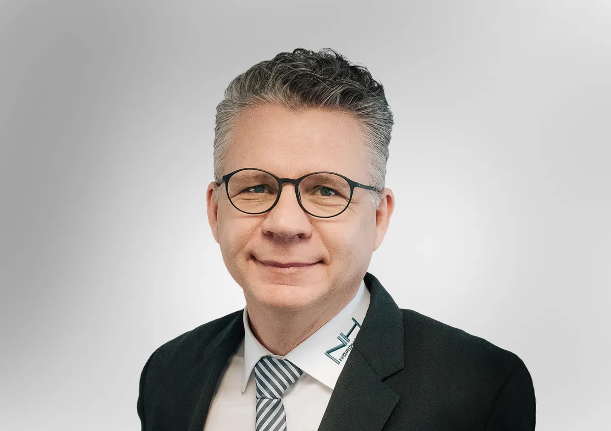 Portraitaufnahme von Frank Spettmann - Fachexperte bei NORDHAUS